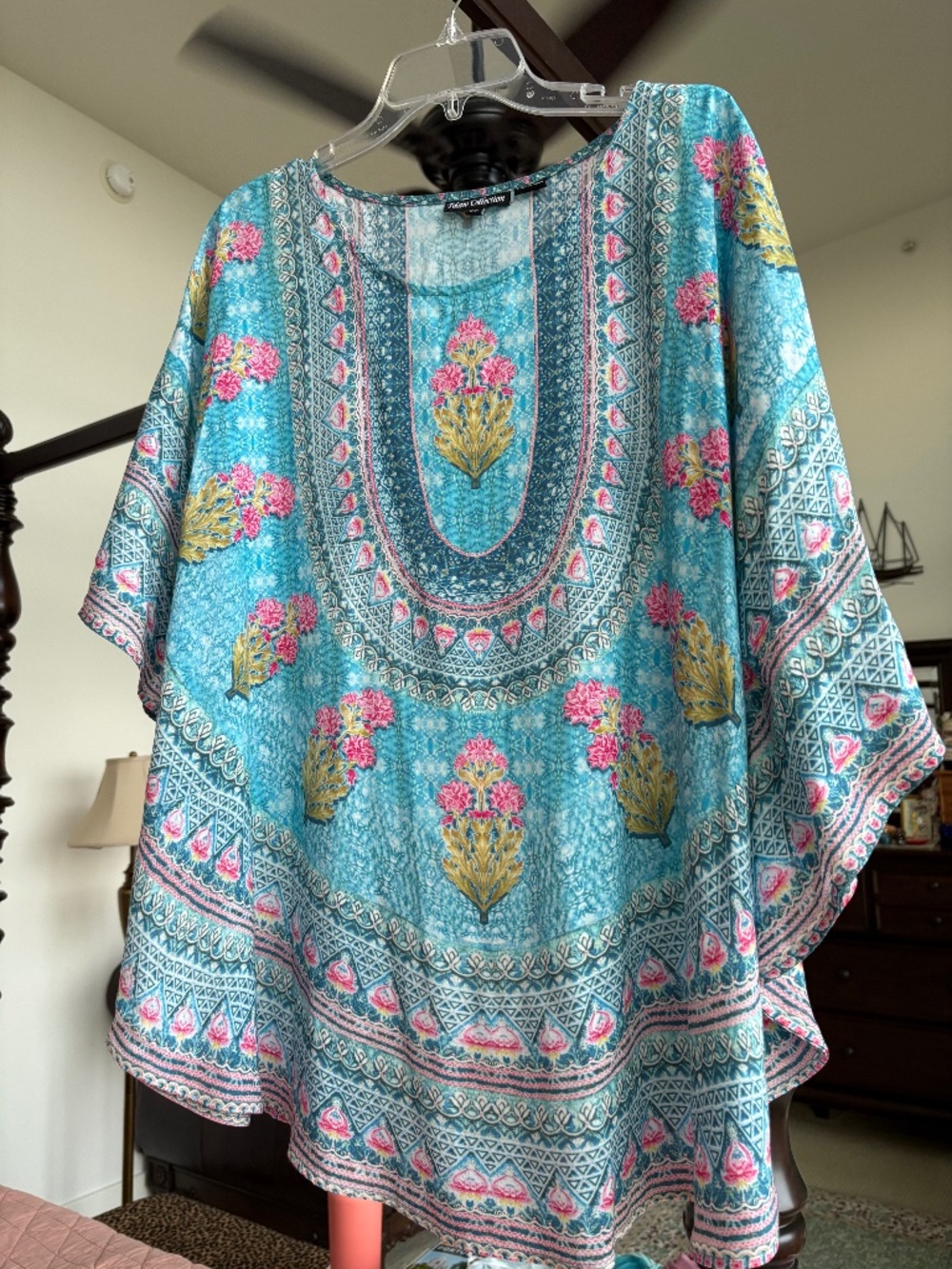 Gorgeous caftan style top